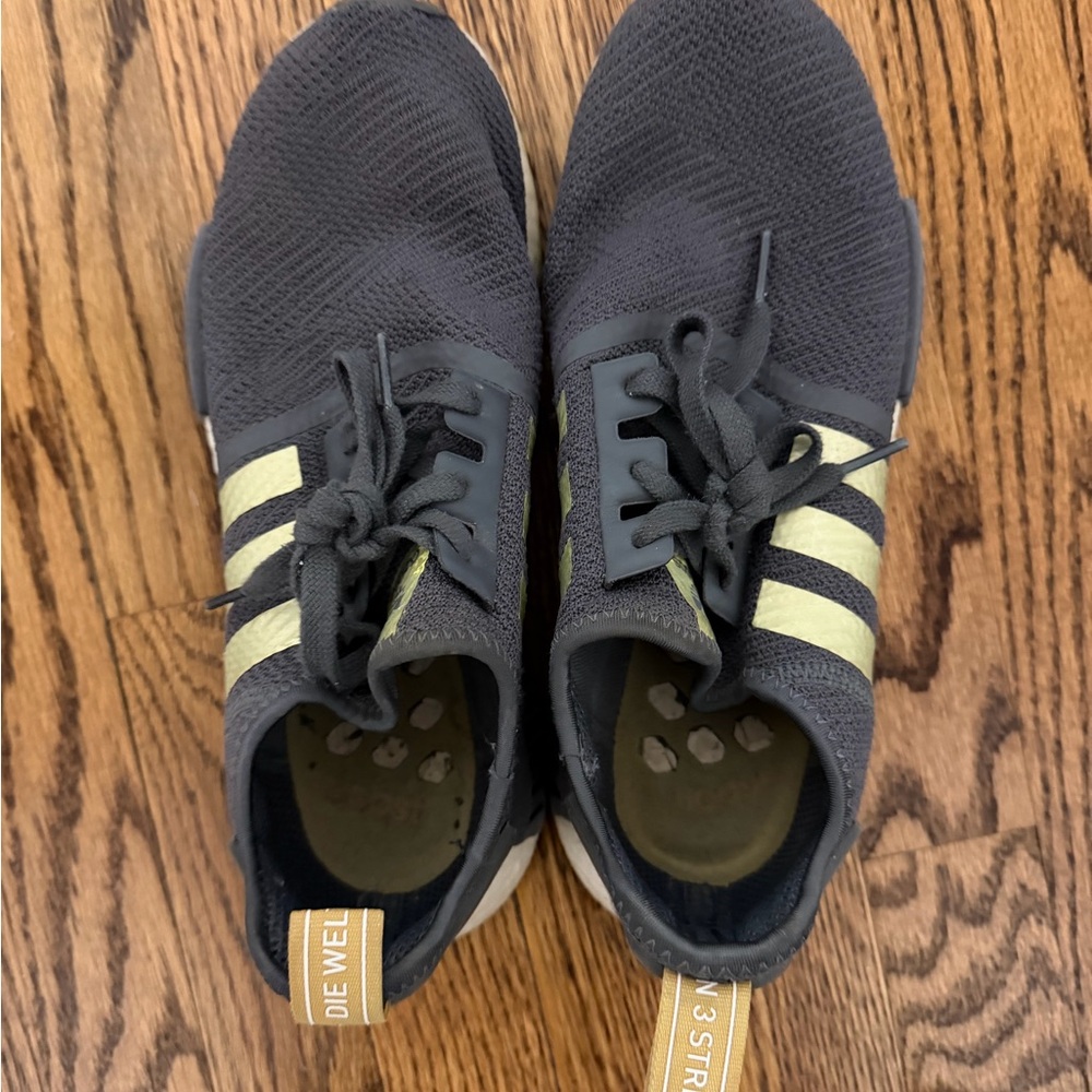 Adidas Wmns NMD_R1 'Metallic Stripes